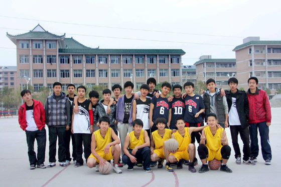 我去河北固安上高中,其中有一中二中三中还有